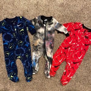 Nike 6 month Sleeper Set